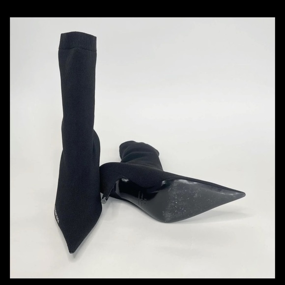 Balenciaga Logo black knit ankle boots - Picture 4 of 10